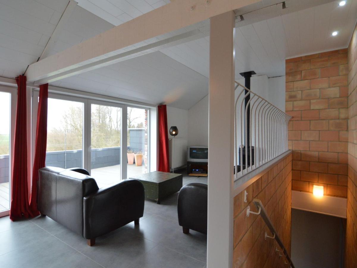 Cottage In Clavier Station With Infrared Sauna Modave Exteriör bild